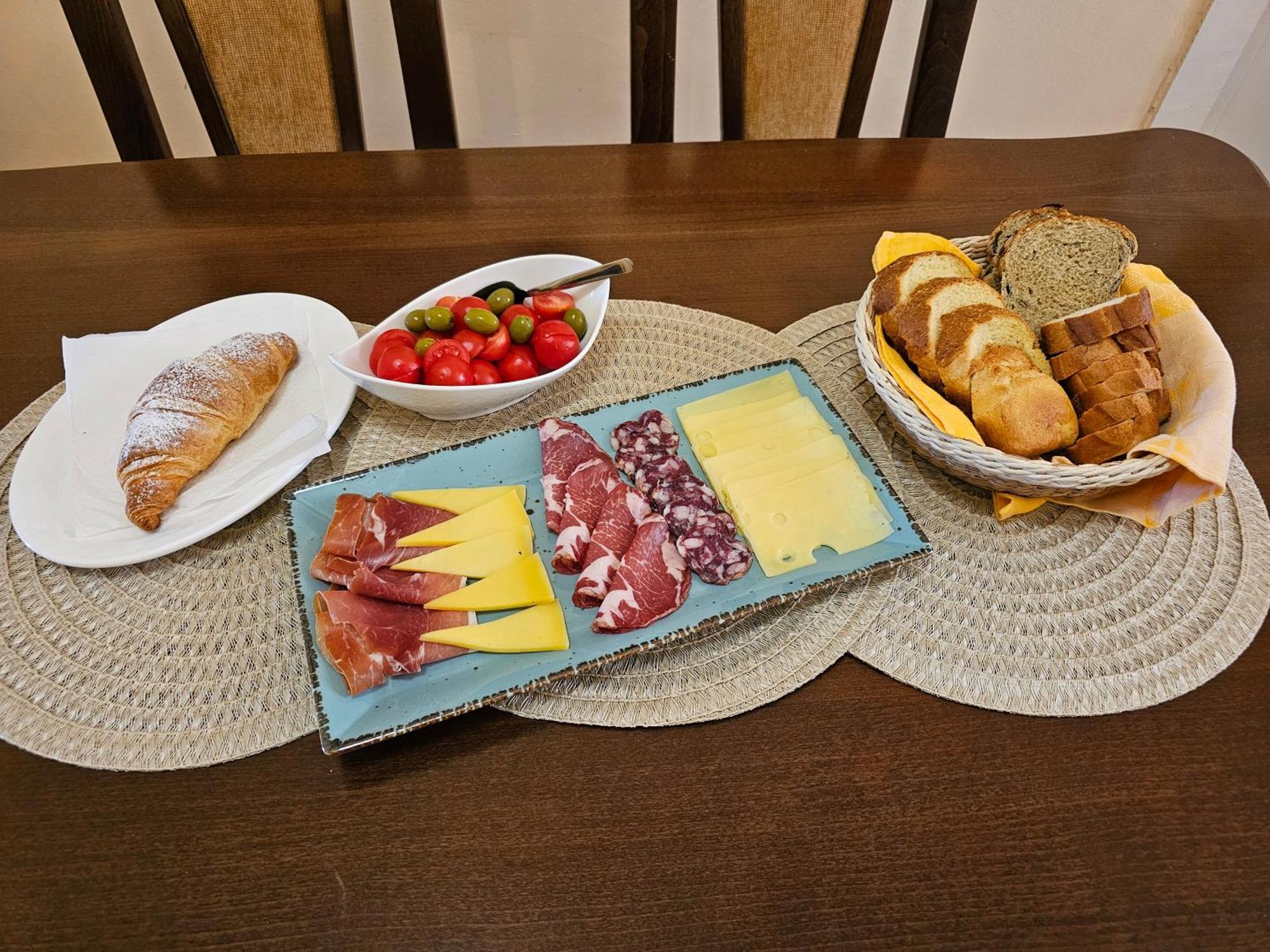 Guesthouse Villa Marija Мотовун Экстерьер фото