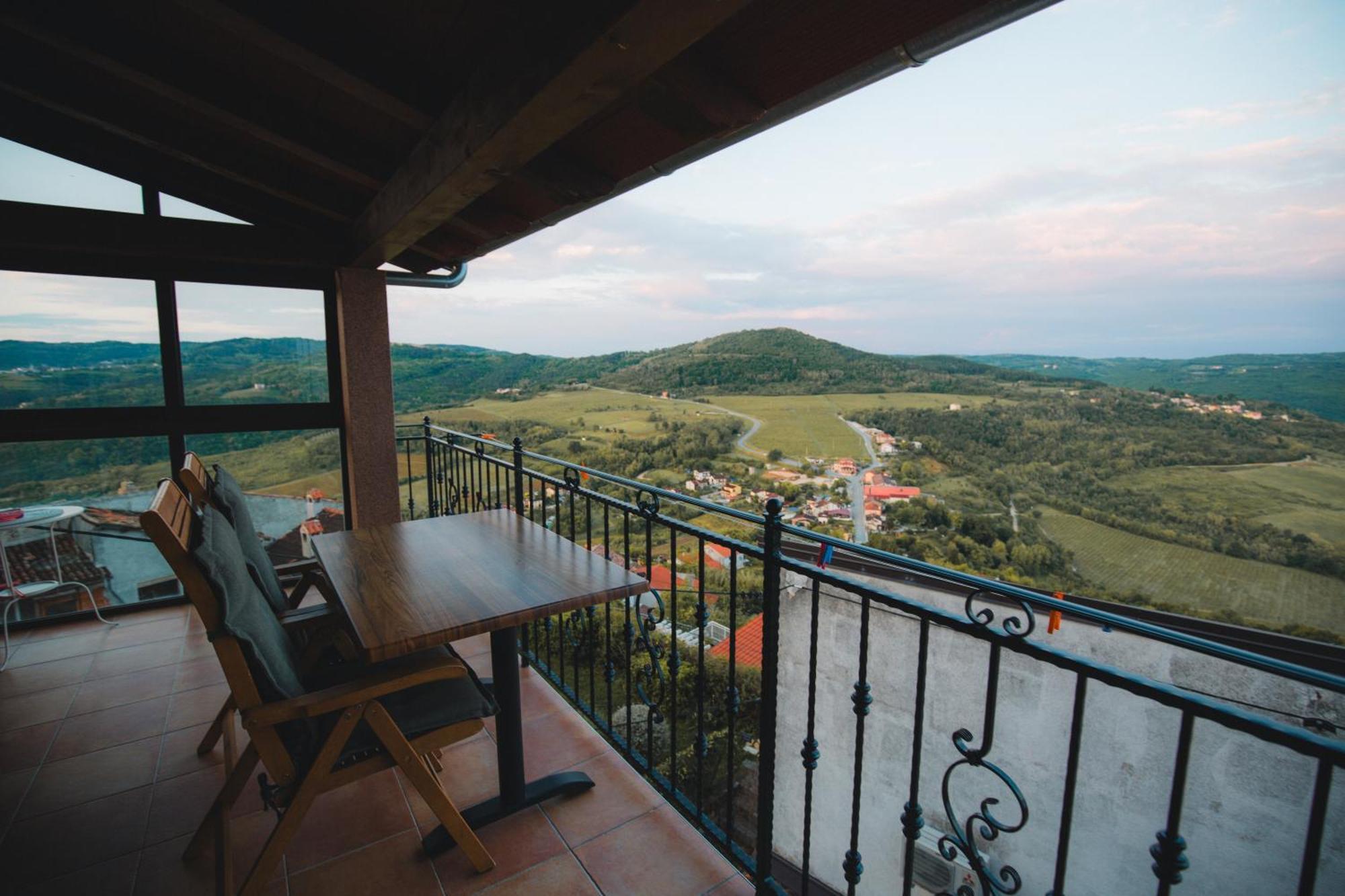 Guesthouse Villa Marija Мотовун Экстерьер фото